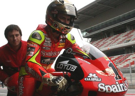 To 2006 o Lorenzo κατέκτησε το 1ο του Πρωτάθλημα στα 250cc