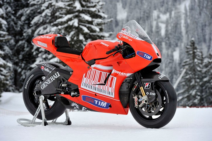 Wrooom 2010 - Ducati Marlboro Team