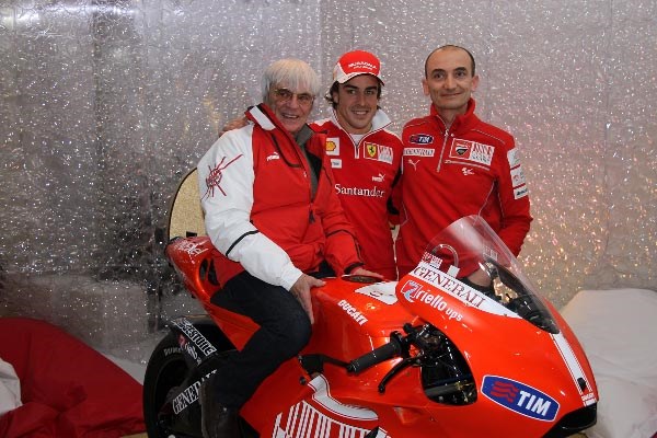 Bernie Ecclestone, Fernando Alonso, Claudio Domenicali - Ducati Desmosedici GP10